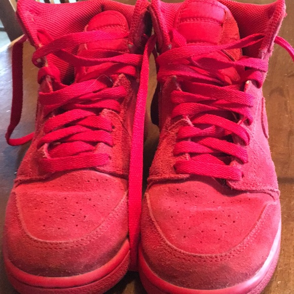 COPY - Air Jordan Retro 1’s - Picture 2 of 7